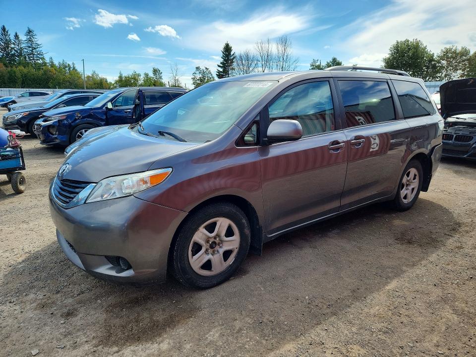 Продаж на аукціоні авто 2012 Toyota Sienna, vin: 5TDKK3DC5CS226125, номер лоту: 67777216