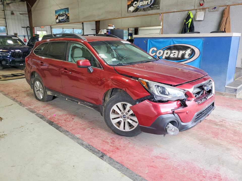 67518386 :رقم المزاد ، 4S4BSACC3J3317653 vin ، 2018 Subaru Outback مزاد بيع
