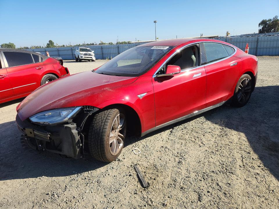 Продаж на аукціоні авто 2015 Tesla Model S, vin: 5YJSA1E20FF116086, номер лоту: 69068866