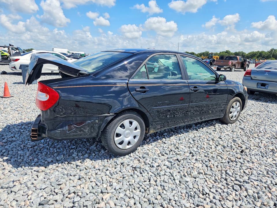 68943246 :رقم المزاد ، 4T1BE30K73U158809 vin ، 2003 Toyota Camry مزاد بيع