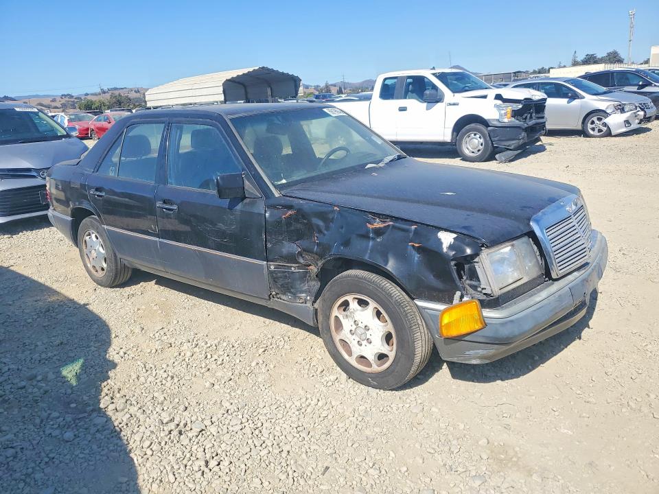 69196946 :رقم المزاد ، WDBEA26D4MB298375 vin ، 1991 Mercedes-benz 300 مزاد بيع