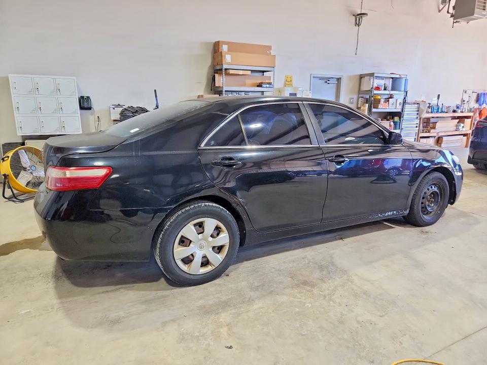 70631646 :رقم المزاد ، 4T1BE46K49U409453 vin ، 2009 Toyota Camry مزاد بيع