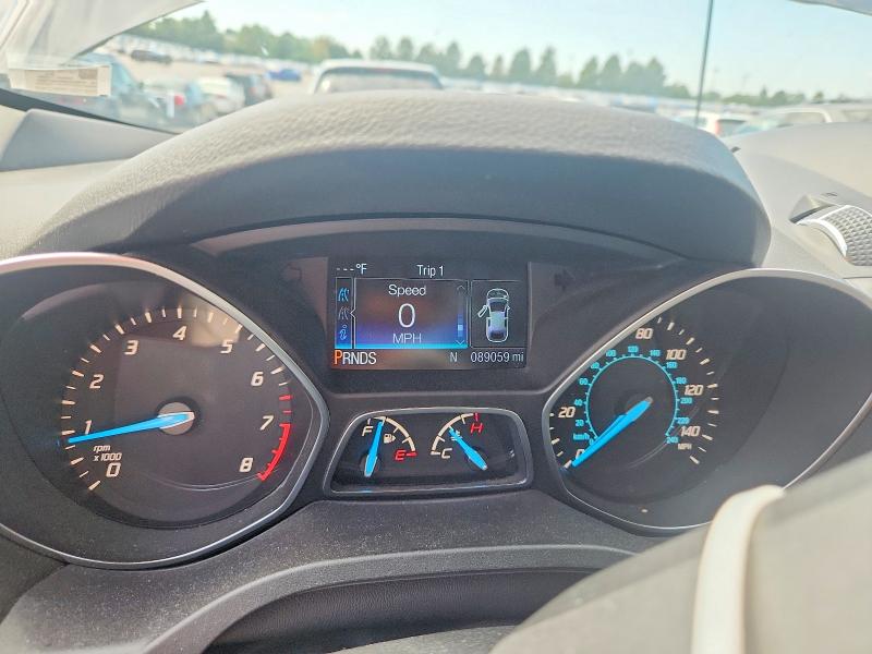 Продажа на аукционе авто 2015 Ford Escape, vin: 1FMCU0J9XFUA73887, номер лота: 68620896