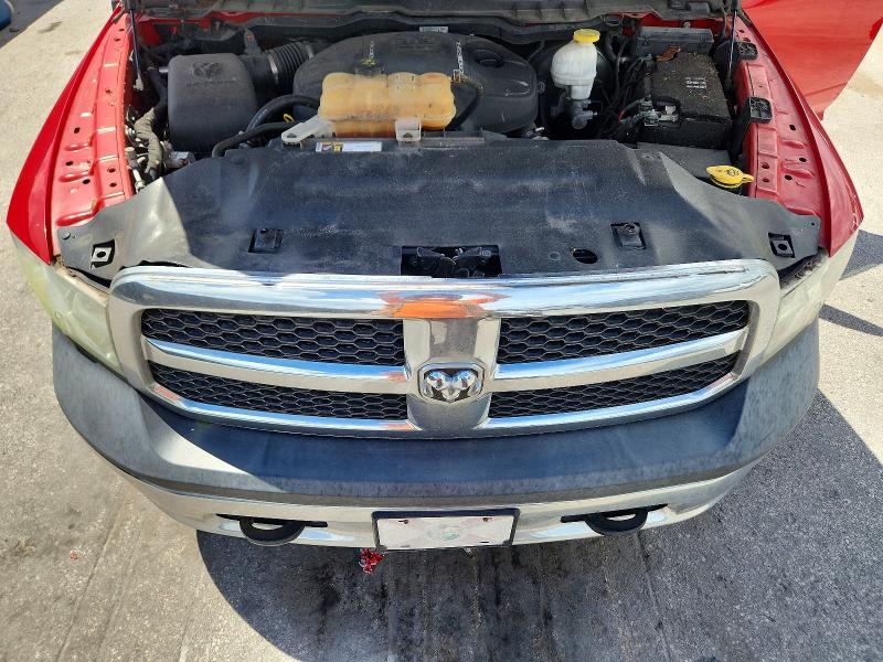 67081856 :رقم المزاد ، 1C6RR7KM5JS277309 vin ، 2018 Ram 1500 مزاد بيع