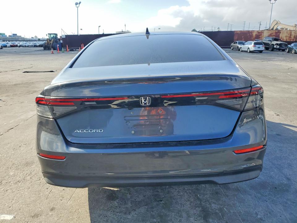 Продажа на аукционе авто 2023 Honda Accord, vin: 1HGCY1F37PA050851, номер лота: 69408086