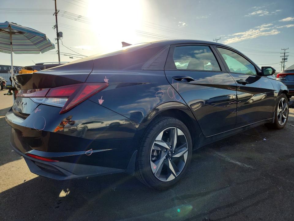 Продаж на аукціоні авто 2023 Hyundai Elantra, vin: 5NPLS4AG4PH119113, номер лоту: 70746616
