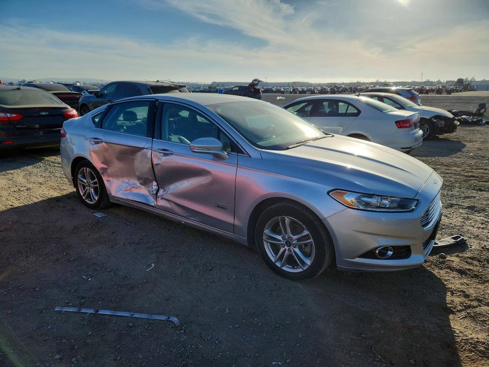 Продаж на аукціоні авто 2015 Ford Fusion, vin: 3FA6P0SU2FR253390, номер лоту: 69734216