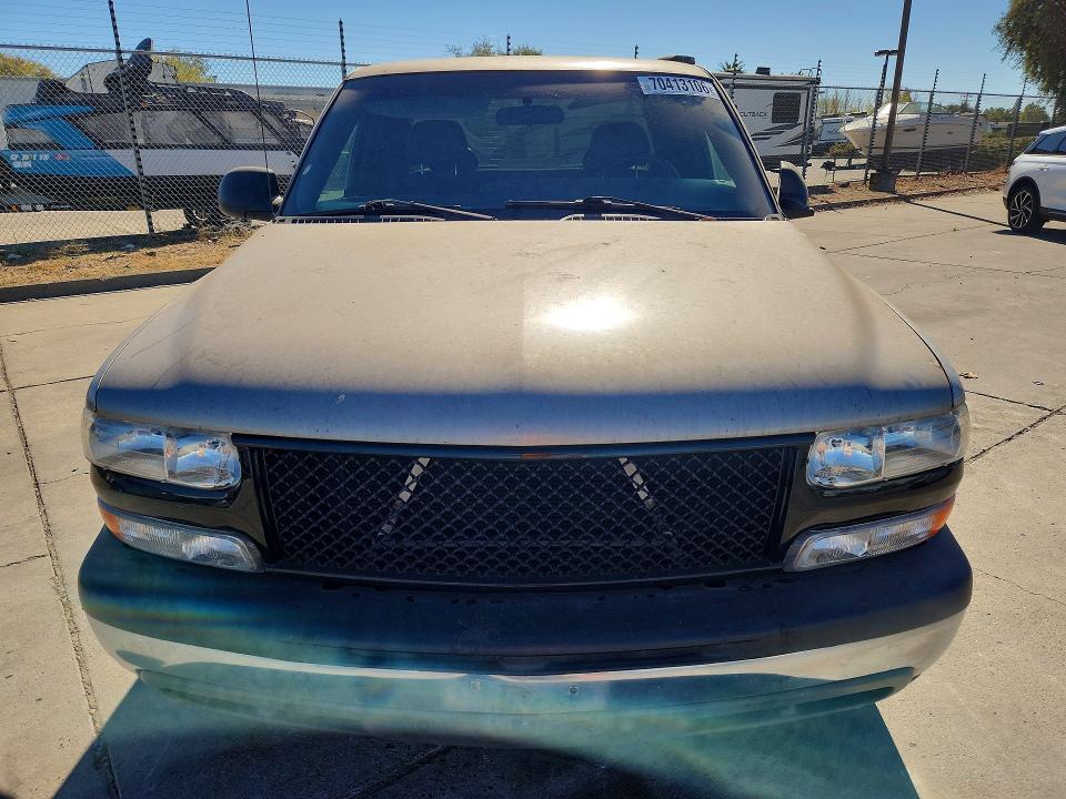 2000 Chevrolet Silverado მანქანა იყიდება აუქციონზე, vin: 1GCEC19VXYZ353581, აუქციონის ნომერი: 70413106