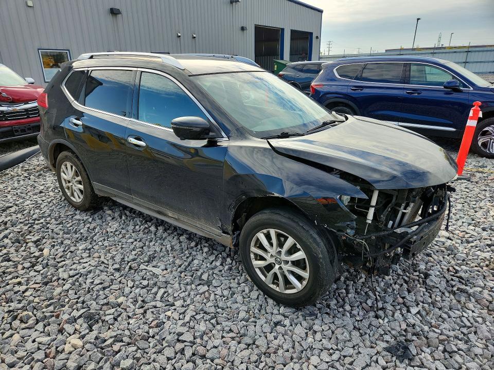 Продажа на аукционе авто 2017 Nissan Rogue, vin: KNMAT2MVXHP513711, номер лота: 70518396
