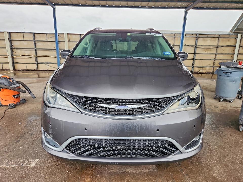 70300436 :رقم المزاد ، 2C4RC1FG7KR628655 vin ، 2019 Chrysler Pacifica مزاد بيع