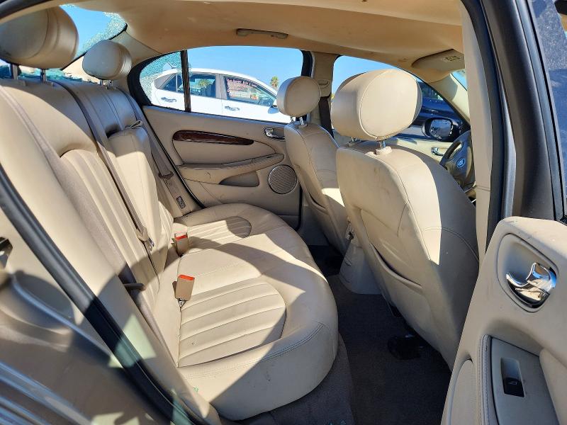2002 Jaguar X-type მანქანა იყიდება აუქციონზე, vin: SAJEA51D82XC62493, აუქციონის ნომერი: 68043876