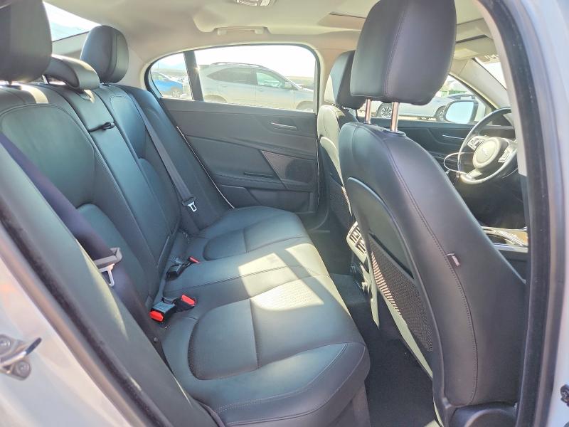 Продаж на аукціоні авто 2017 Jaguar Xe, vin: SAJAN4BV5HA949699, номер лоту: 68781996