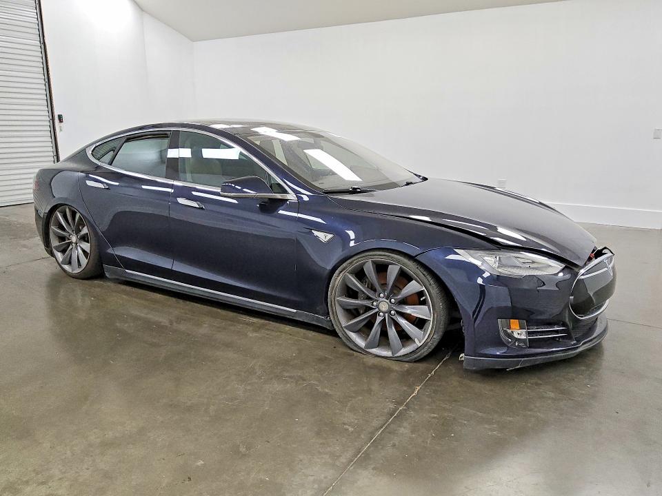 Продаж на аукціоні авто 2014 Tesla Model S, vin: 5YJSA1H17EFP39559, номер лоту: 68232286