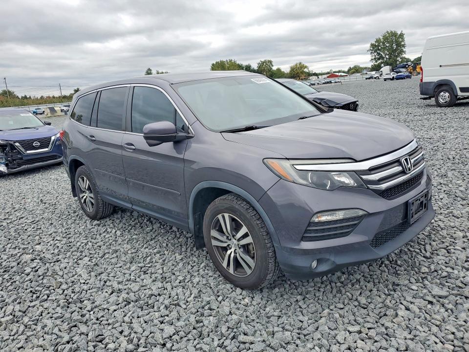 Продаж на аукціоні авто 2018 Honda Pilot, vin: 5FNYF6H30JB071558, номер лоту: 69940926
