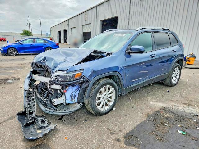 67827386 :رقم المزاد ، 1C4PJLCB4LD606506 vin ، 2020 Jeep Cherokee مزاد بيع