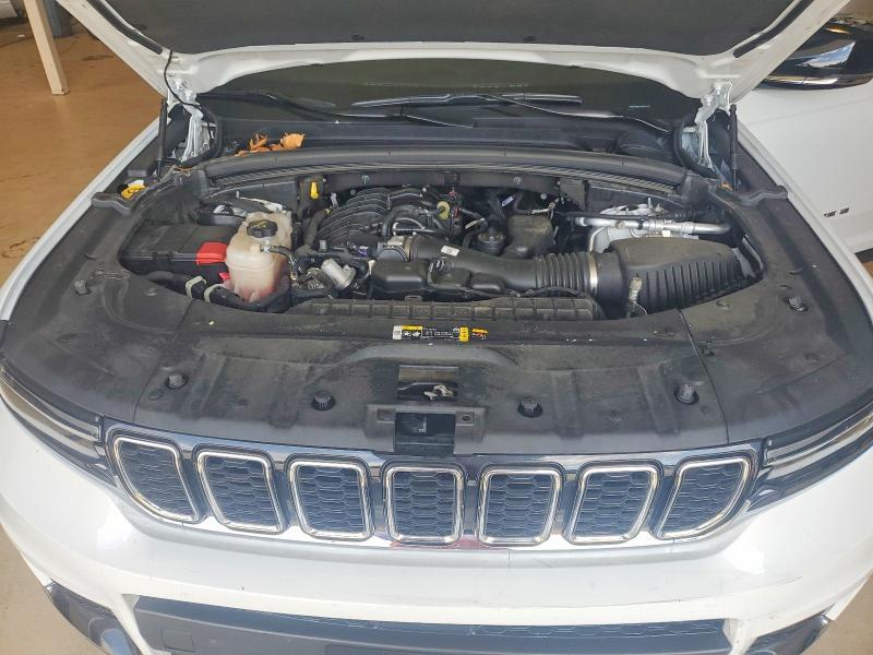 Продаж на аукціоні авто 2023 Jeep Grand Cherokee, vin: 1C4RJKBGXP8811116, номер лоту: 69108166