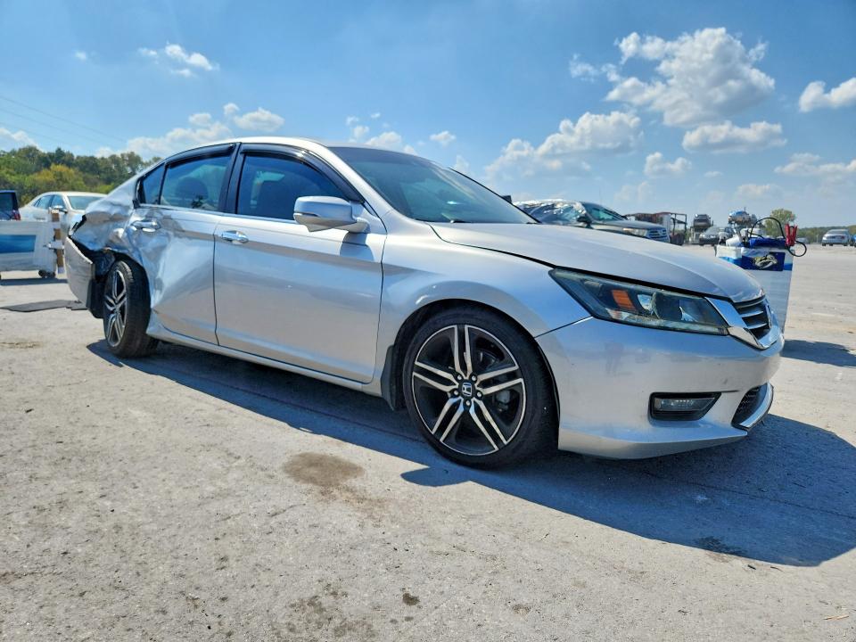 Auction sale of the 2014 Honda Accord, vin: 1HGCR2F87EA126466, lot number: 69624866