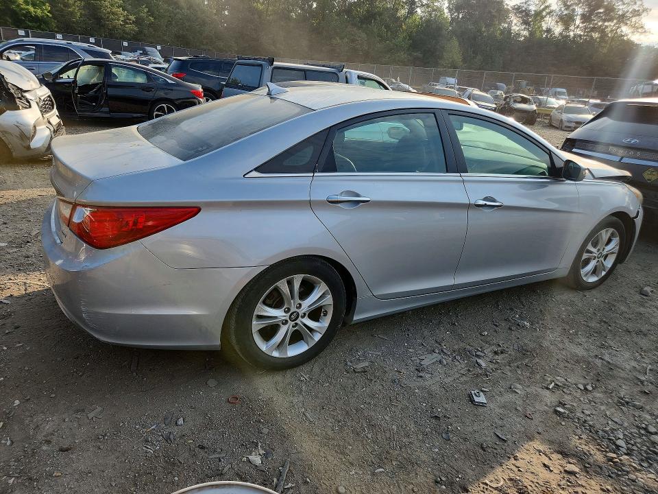 2011 Hyundai Sonata მანქანა იყიდება აუქციონზე, vin: 5NPEC4AC8BH229416, აუქციონის ნომერი: 68888166