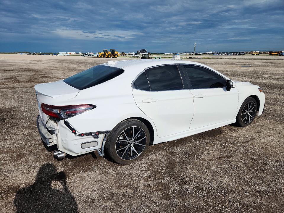 Продаж на аукціоні авто 2022 Toyota Camry, vin: 4T1G11AK7NU073573, номер лоту: 66554526