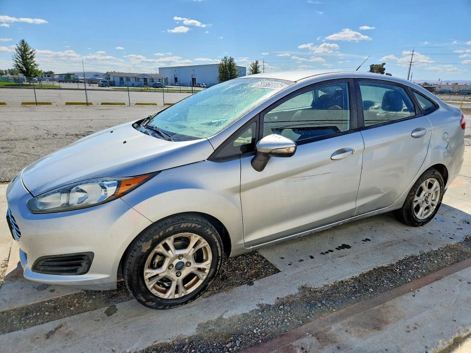 68873006 :رقم المزاد ، 3FADP4BJ3EM154318 vin ، 2014 Ford Fiesta مزاد بيع