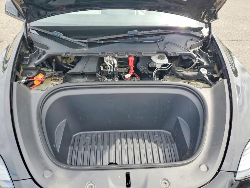 67796556 :رقم المزاد ، 7SAYGAEE8PF861529 vin ، 2023 Tesla Model Y مزاد بيع