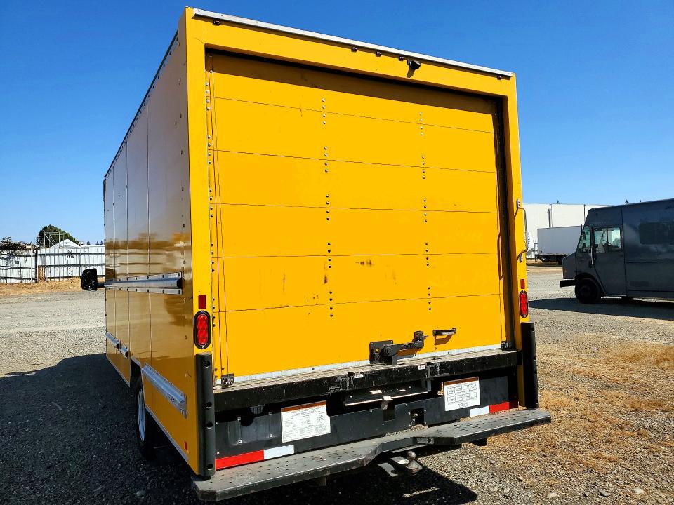 67993356 :رقم المزاد ، 7GZ37TC79MN007088 vin ، 2021 Gmc Savana مزاد بيع