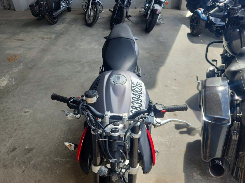 68394826 :رقم المزاد ، SMTL03NEXHT783469 vin ، 2017 Triumph Motorcycle Street Triple مزاد بيع