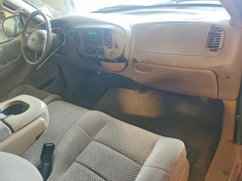 68605016 :رقم المزاد ، 1FTRX17L51NB81528 vin ، 2001 Ford F150 مزاد بيع