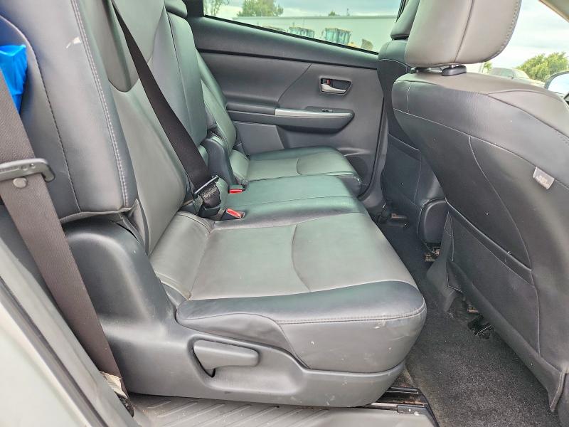 68004526 :رقم المزاد ، JTDZN3EU3C3053364 vin ، 2012 Toyota Prius V مزاد بيع