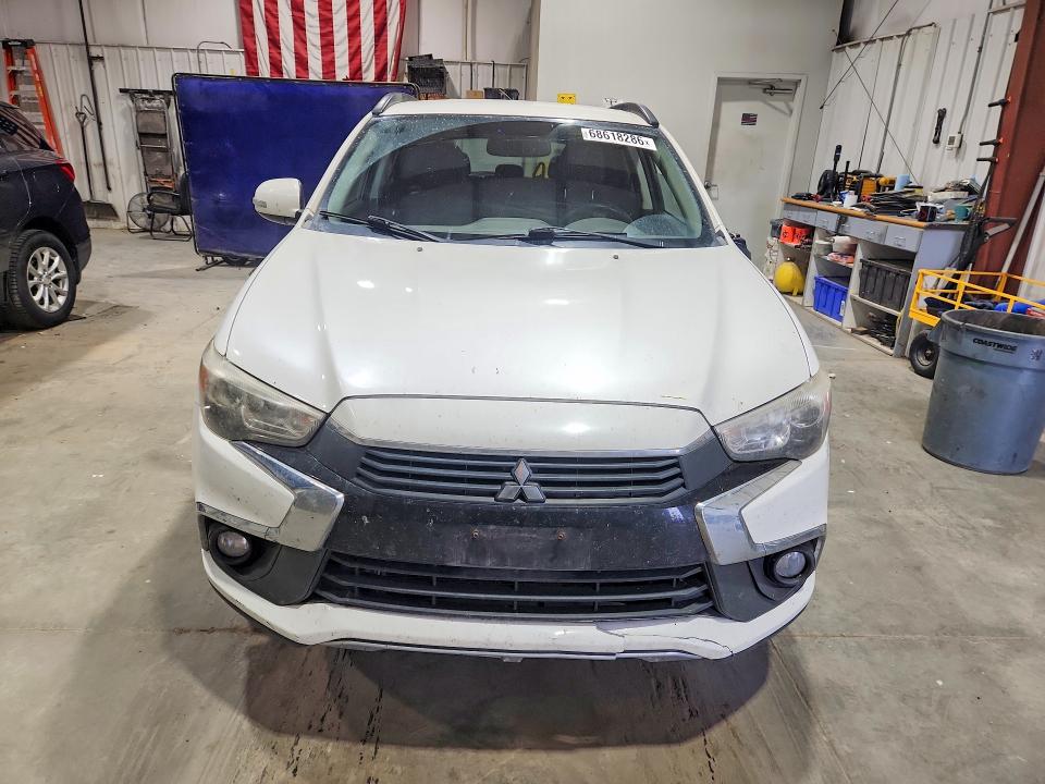 68618286 :رقم المزاد ، JA4AR4AW4HZ027613 vin ، 2017 Mitsubishi Outlander Sport مزاد بيع