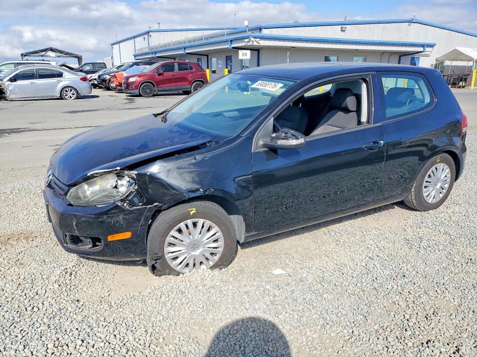 69068176 :رقم المزاد ، WVWBB7AJ0AW230414 vin ، 2010 Volkswagen Golf مزاد بيع