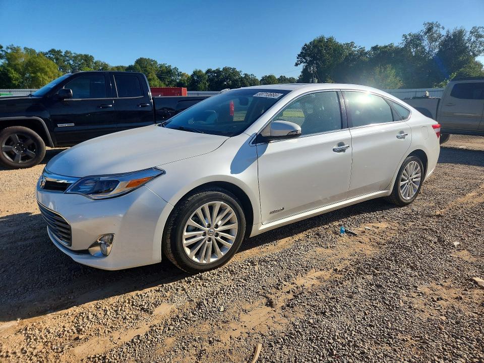 2015 Toyota Avalon Hybrid მანქანა იყიდება აუქციონზე, vin: 4T1BD1EB8FU048310, აუქციონის ნომერი: 68710666