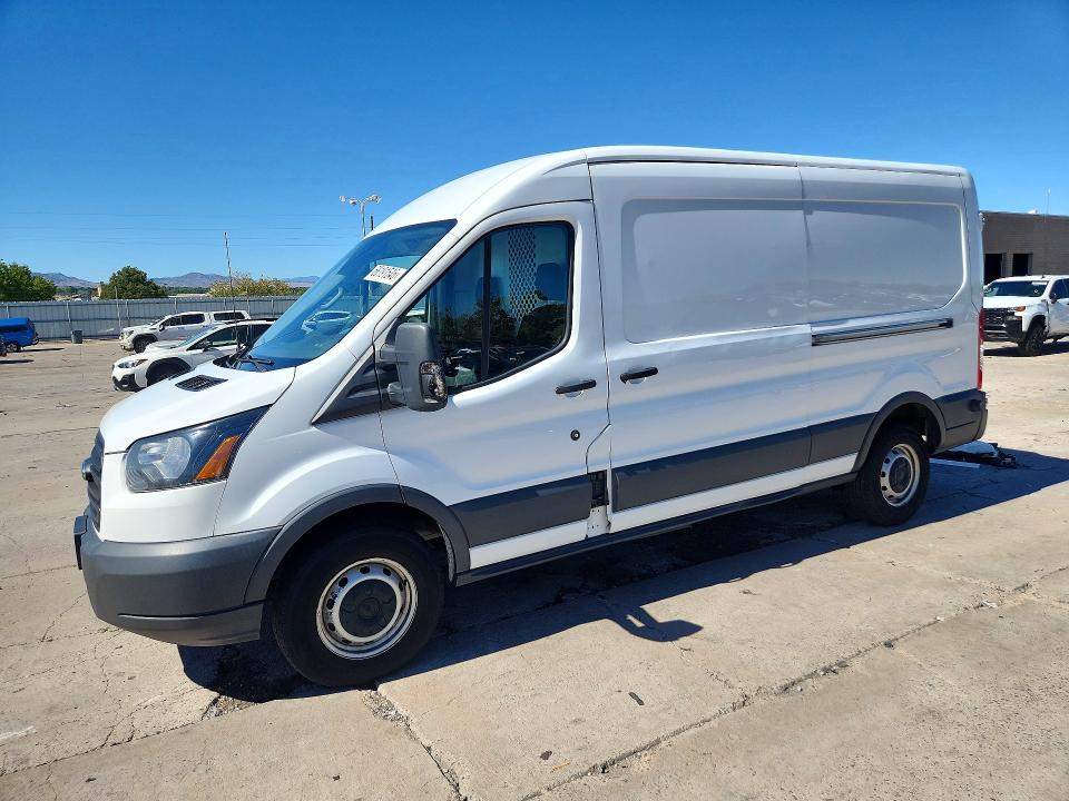 68191546 :رقم المزاد ، 1FTYR2DM3JKA23277 vin ، 2018 Ford Transit 250 مزاد بيع