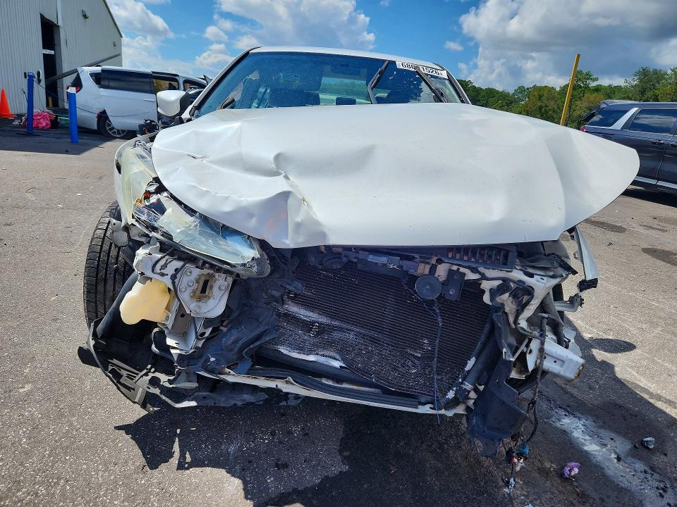 2013 Honda Accord მანქანა იყიდება აუქციონზე, vin: 1HGCR2F37DA075134, აუქციონის ნომერი: 68031526
