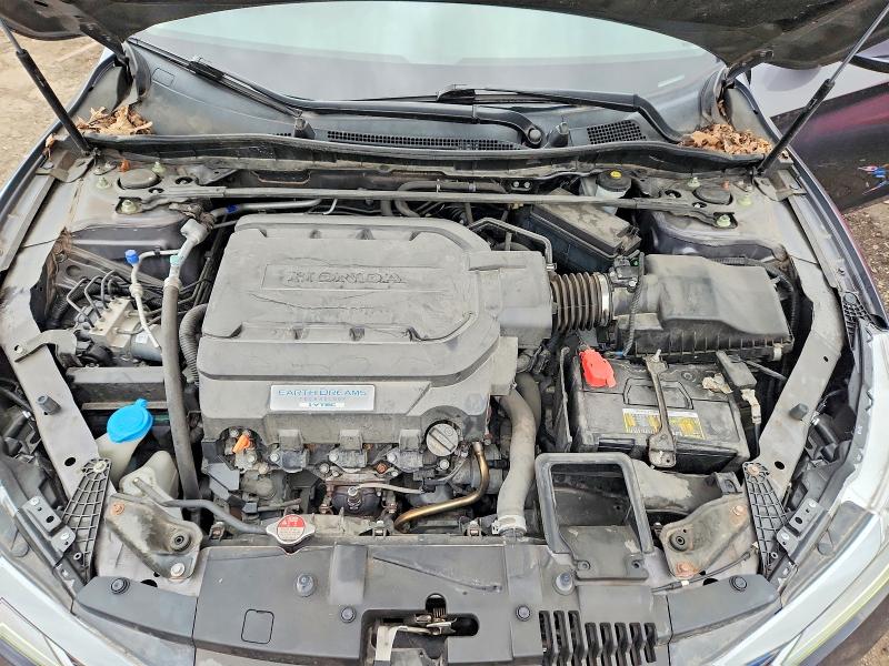 2017 Honda Accord მანქანა იყიდება აუქციონზე, vin: 1HGCR3F90HA038992, აუქციონის ნომერი: 69740666