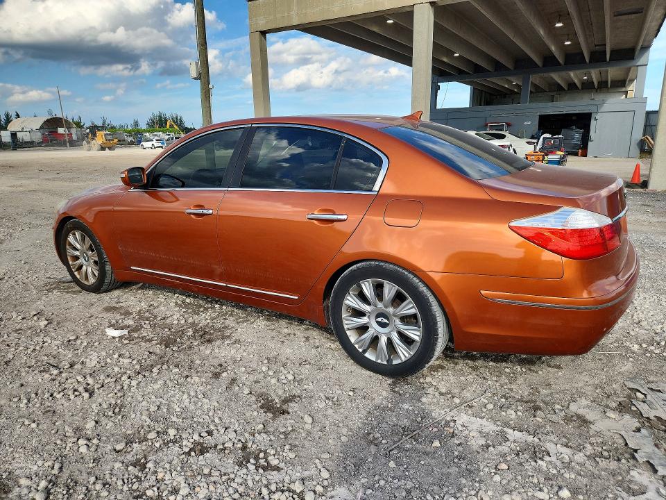 2011 Hyundai Genesis მანქანა იყიდება აუქციონზე, vin: KMHGC4DE5BU145321, აუქციონის ნომერი: 70773766