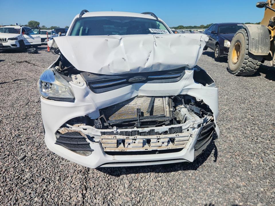 Продаж на аукціоні авто 2015 Ford Escape, vin: 1FMCU9GX7FUA18324, номер лоту: 67633296