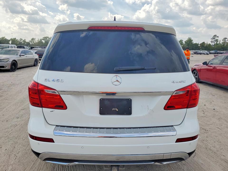 Продаж на аукціоні авто 2015 Mercedes-benz Gl, vin: 4JGDF6EE4FA619254, номер лоту: 70610726