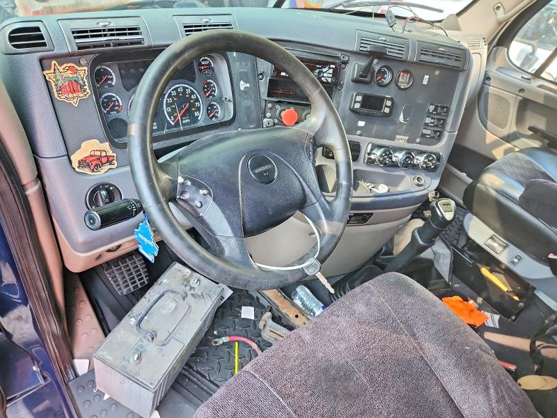 Продаж на аукціоні авто 2013 Freightliner Cascadia, vin: 1FUJGLDR5DLBY7729, номер лоту: 66584256
