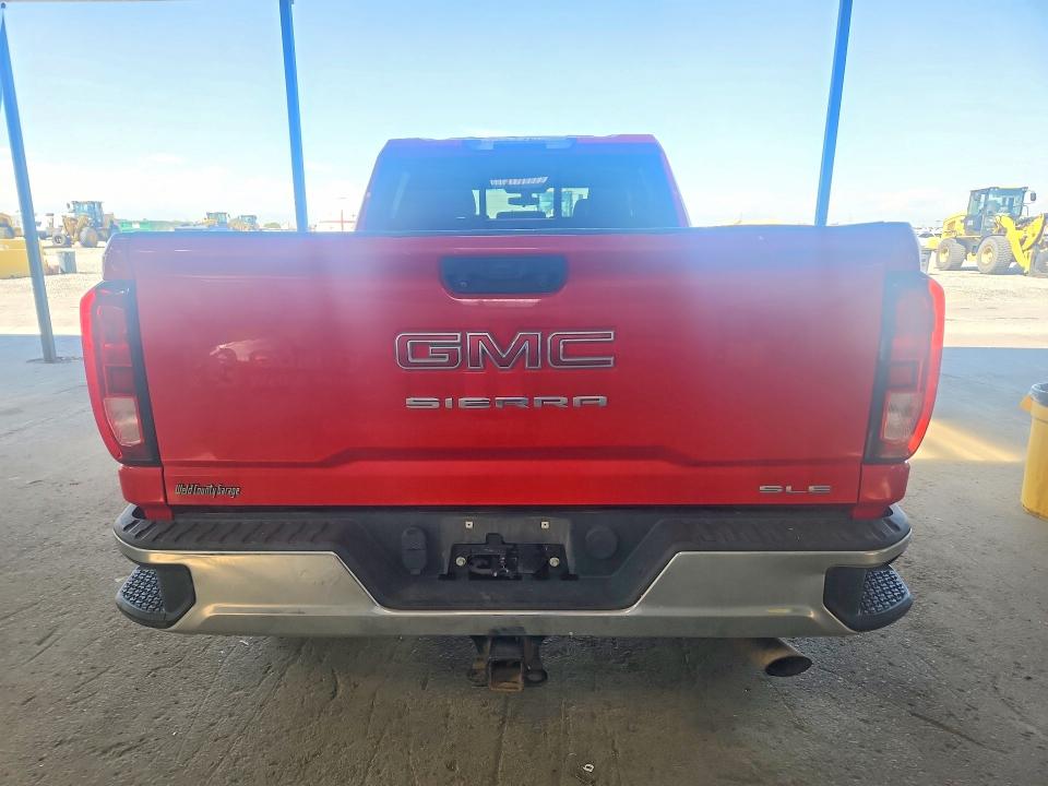 69613226 :رقم المزاد ، 1GT49ME79MF210216 vin ، 2021 Gmc Sierra مزاد بيع