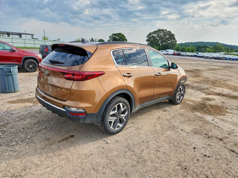 2021 Kia Sportage მანქანა იყიდება აუქციონზე, vin: KNDPNCAC8M7846898, აუქციონის ნომერი: 67260476