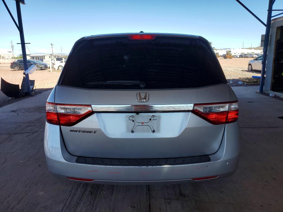 70638186 :رقم المزاد ، 5FNRL5H6XDB041540 vin ، 2013 Honda Odyssey مزاد بيع