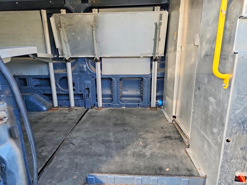 67937586 :رقم المزاد ، 1FTBR3X89LKB28371 vin ، 2020 Ford Transit 250 مزاد بيع