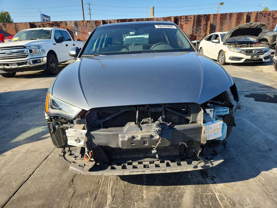 70245926 :رقم المزاد ، WAUUPBFF0GA156982 vin ، 2016 Audi A3 مزاد بيع