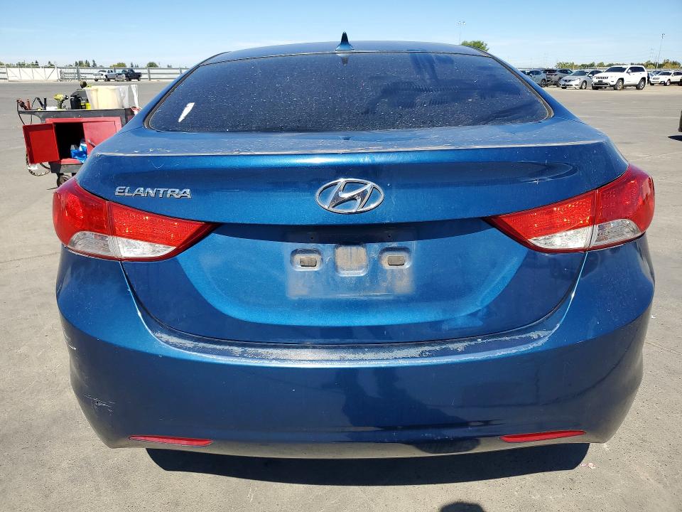 68672256 :رقم المزاد ، KMHDH4AE2DU952990 vin ، 2013 Hyundai Elantra مزاد بيع