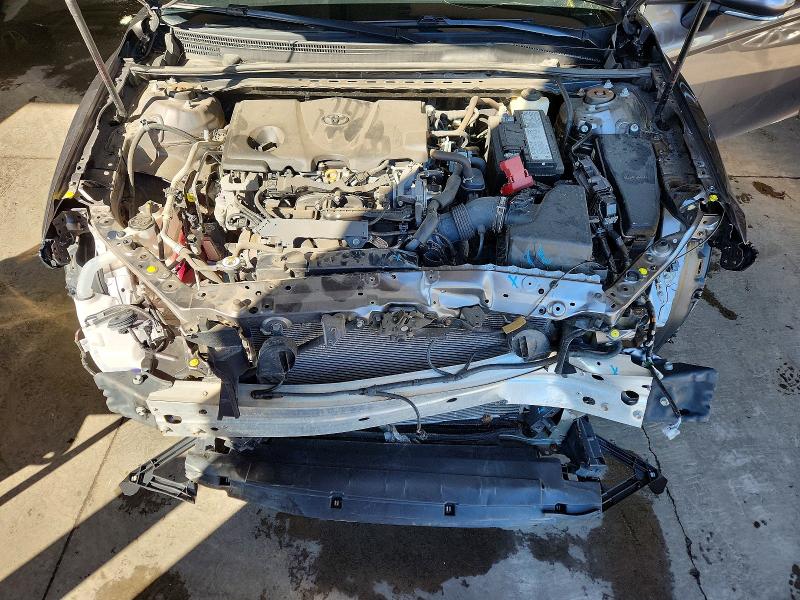 2020 Toyota Camry მანქანა იყიდება აუქციონზე, vin: 4T1F11AK8LU883304, აუქციონის ნომერი: 70001636