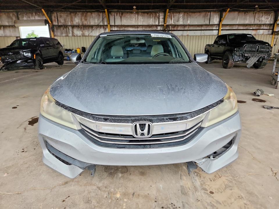 Продажа на аукционе авто 2016 Honda Accord, vin: 1HGCR2F35GA010643, номер лота: 70610176
