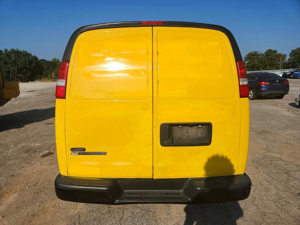 66096556 :رقم المزاد ، 1GCWGAFPXL1226884 vin ، 2020 Chevrolet Express G2500 مزاد بيع