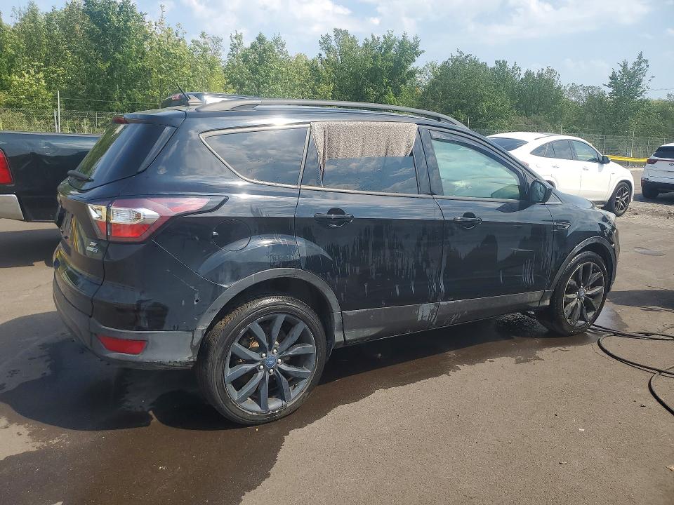 65952856 :رقم المزاد ، 1FMCU9GD8JUD49072 vin ، 2018 Ford Escape مزاد بيع