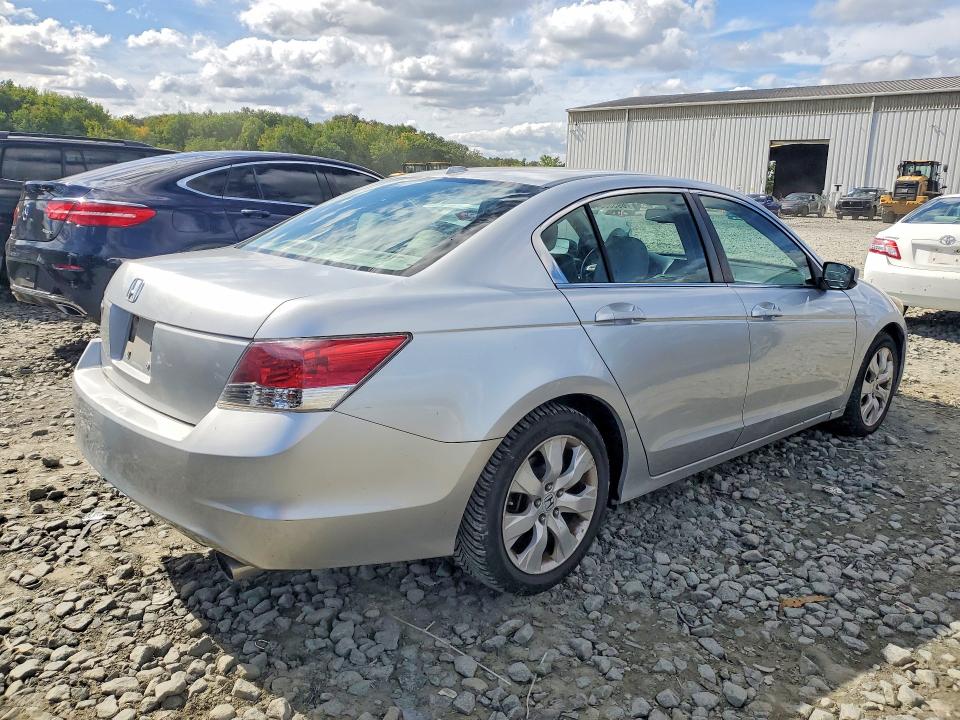 Aukcja sprzedaży 2008 Honda Accord, vin: 1HGCP26838A063344, numer aukcji: 69588346